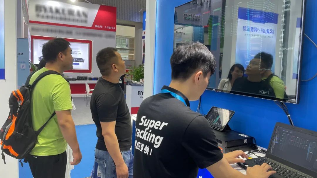 Revue de l'exposition Guangzhou pro Light and Sound 2023 | Nouvelle série de produits